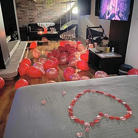 La Grenoble Jacuzzi Et Sauna Privatif *