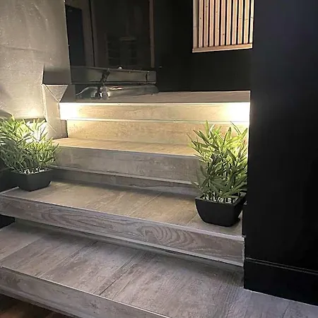 La Grenoble Jacuzzi Et Sauna Privatif Love hotel